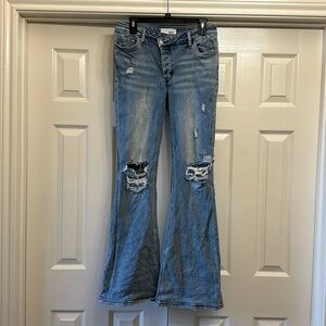 Vervet flare destructed jeans size 29